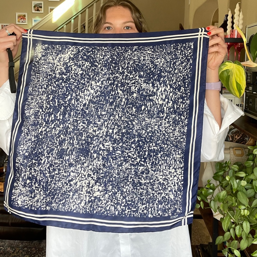 echo 100% silk scarf